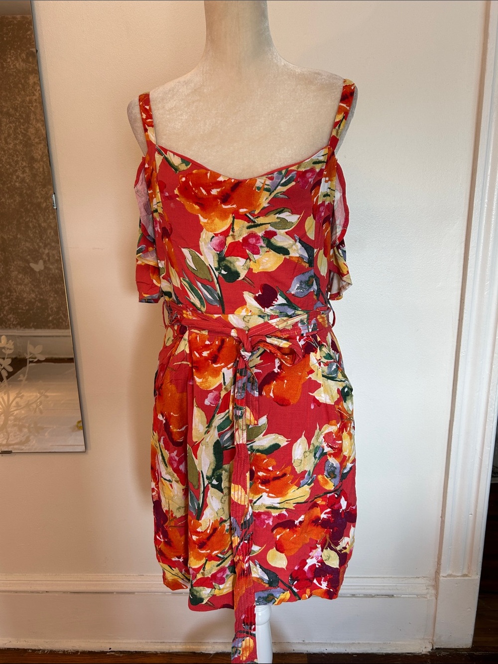 Guess Red Floral Cold-Shoulder Tie-Waist Mini Dress